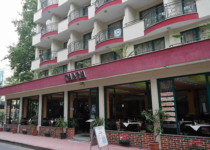 호텔 Tanya