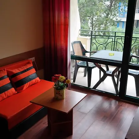 Tanya Отель Солнечный берег